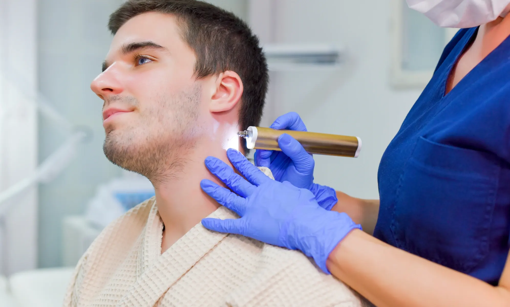 does skin tag removal hurt