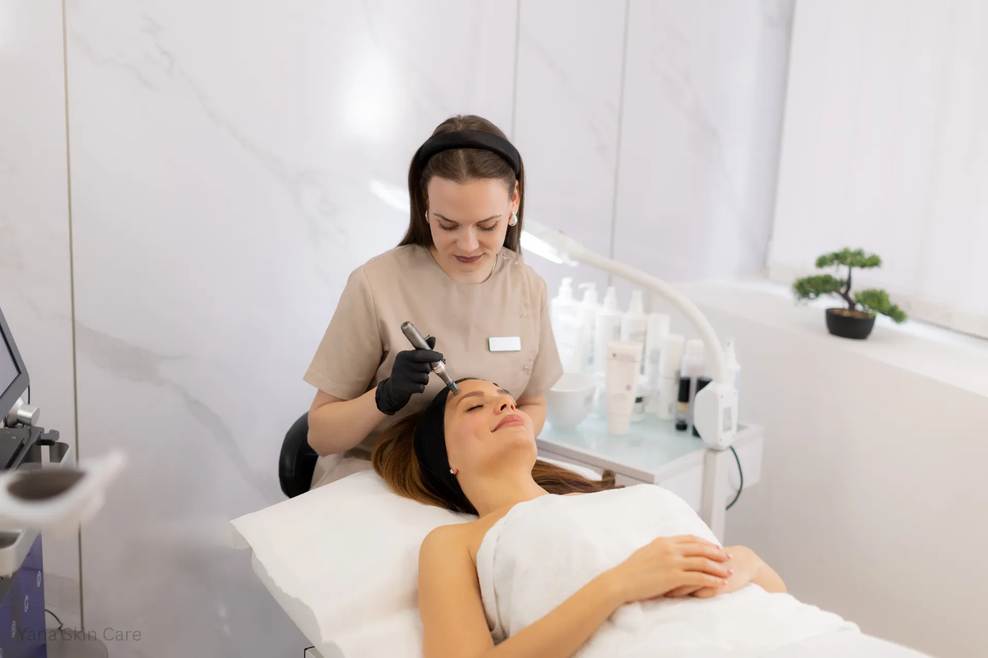 microneedling vs chemical peel