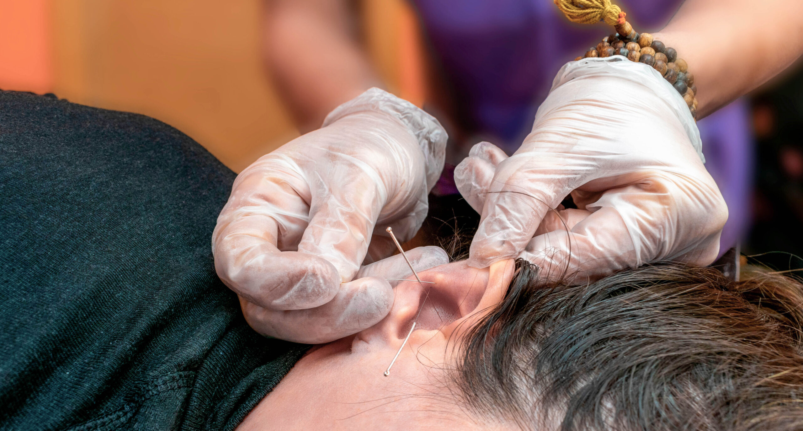 Get a Safe & Professional Helix Piercing Experience in Houston