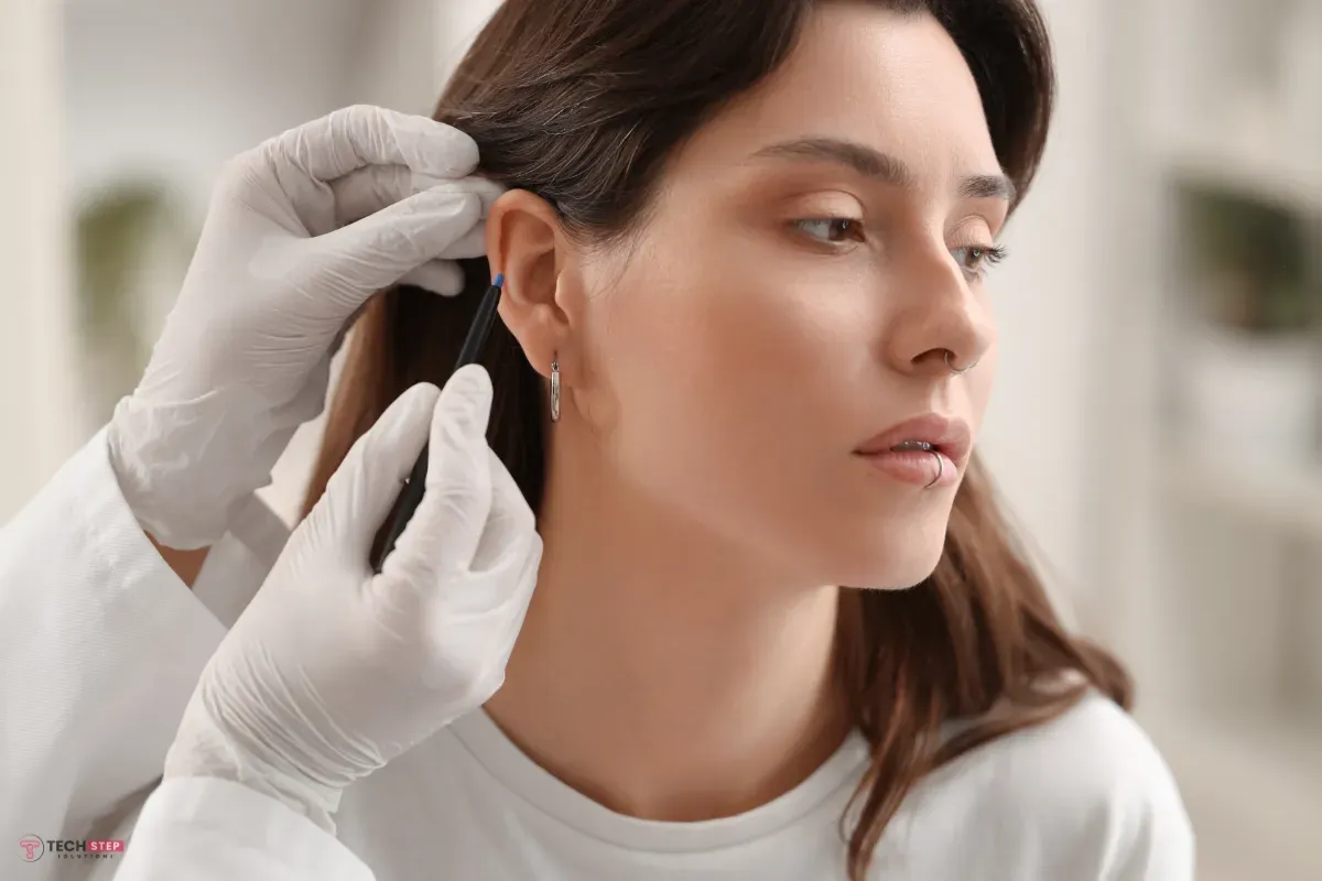 ear lobe piercing